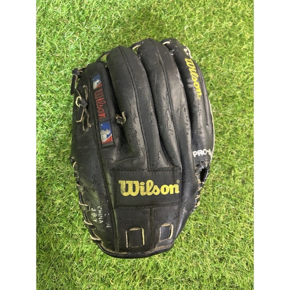 Wilson A2225AS11 Baseball Glove Pro-Back 12" Black Right Hand Throw - Picture 1 of 8